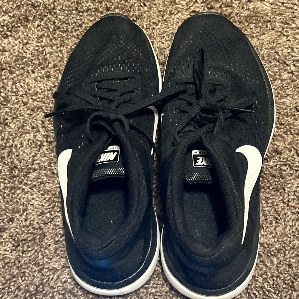 Nike Black and White Athletic Shoes